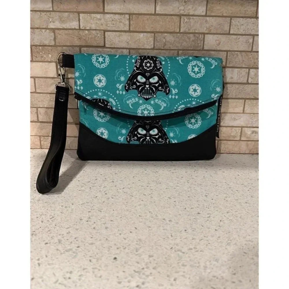 NWOT teal paisley Star Wars earth Vader wristlet zippered purse wallet‎ FB